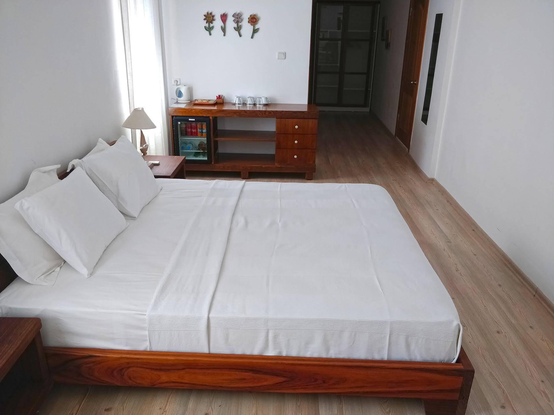 Zephyros Hotel Mesudiye  Екстер'єр фото